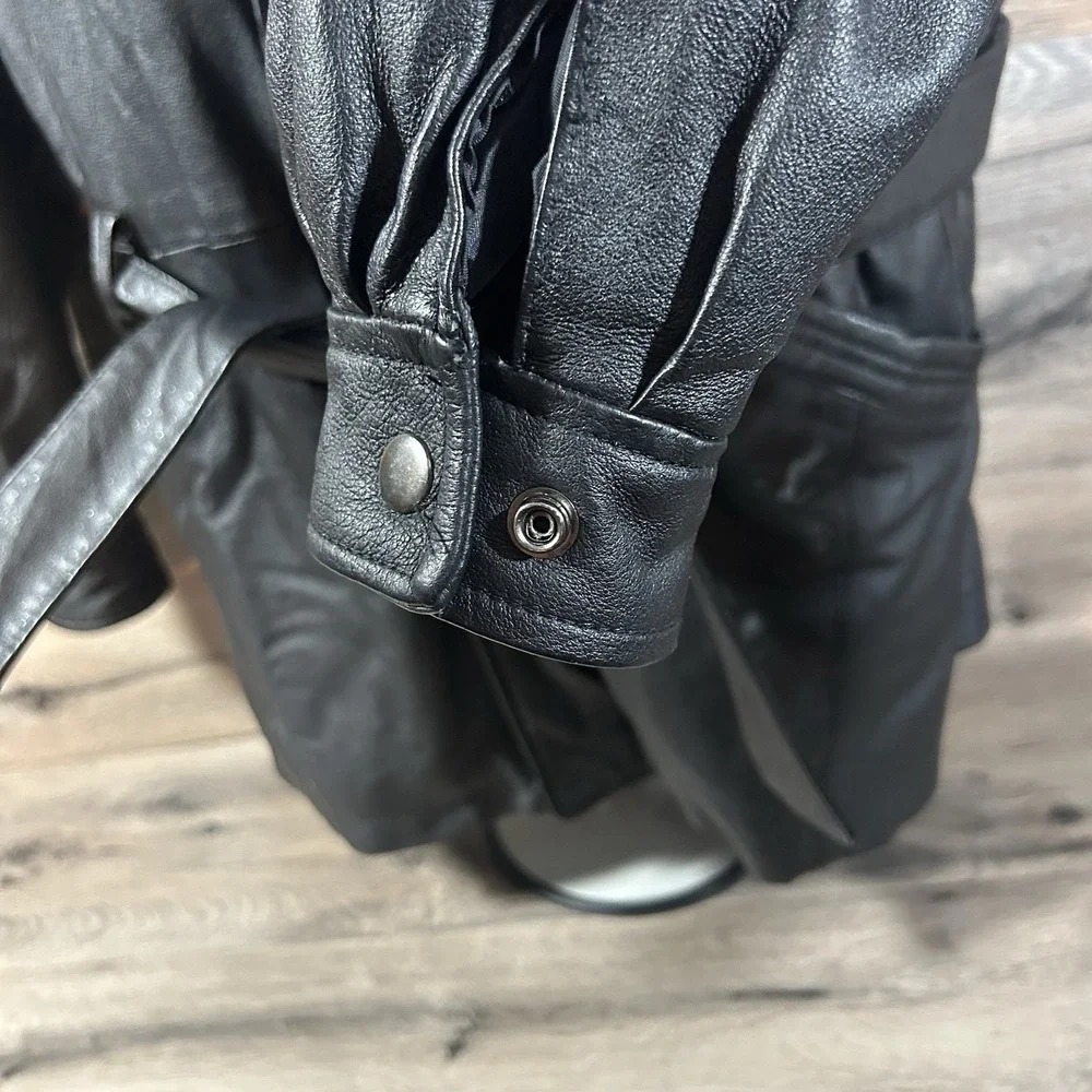 Vintage 1990s Black Soft Leather Pocketed‎ Jacket WILSONS Mens Small. Classic